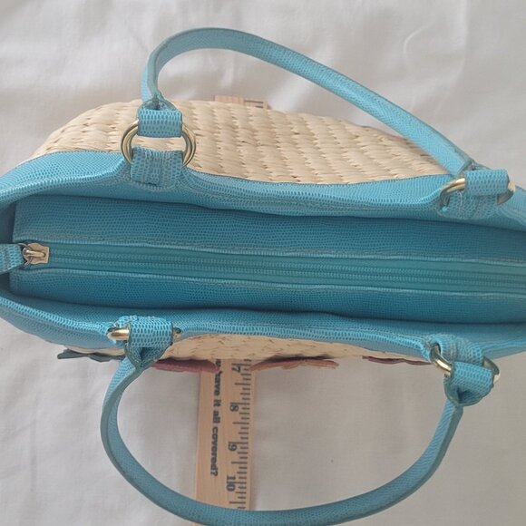 Straw Purse Vintage Flower Embellished Multi Color with Blue Trim - Picture 16 of 16